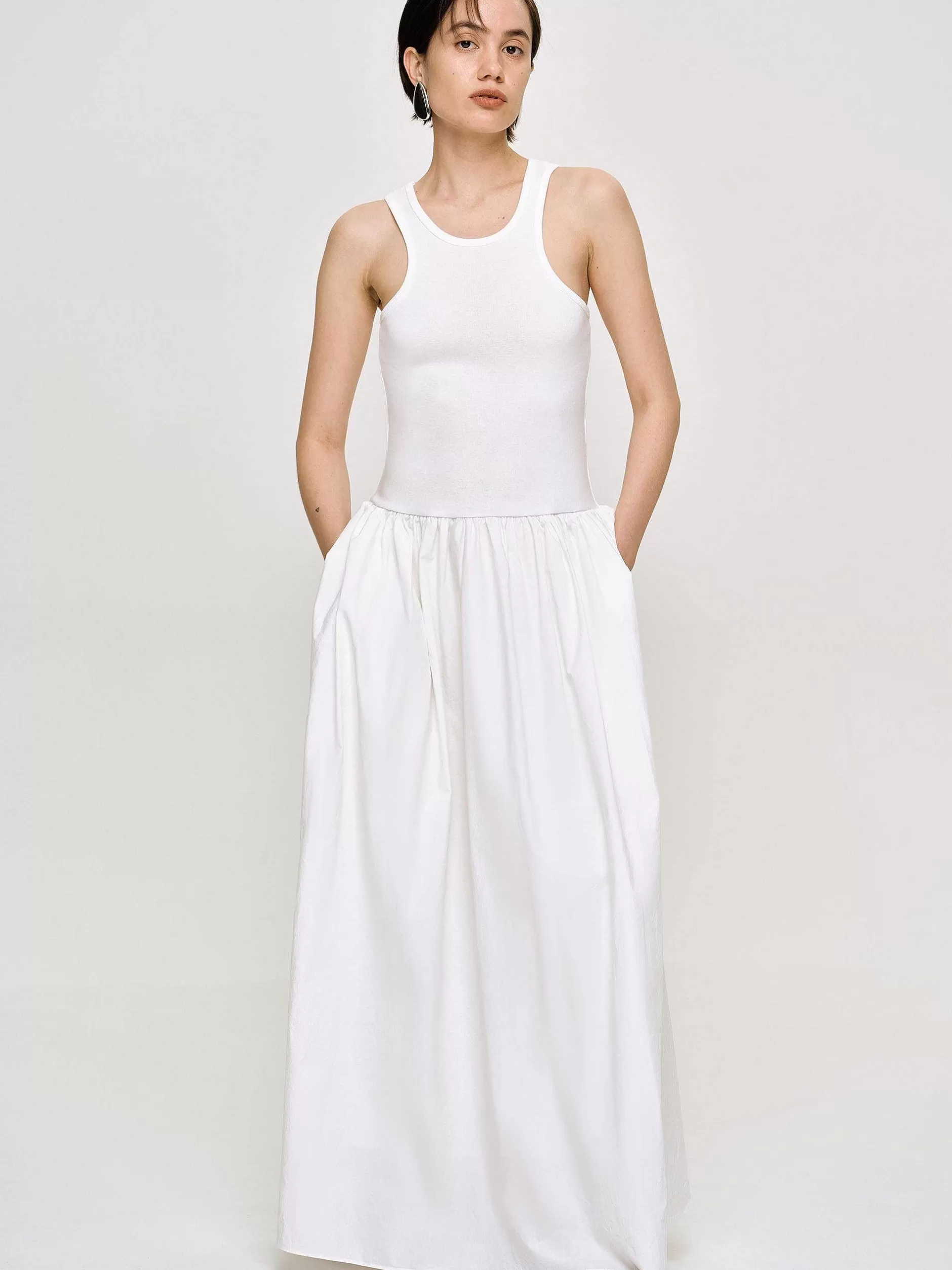 Online Amal Racer-Tankjurk Met Verlaagde Taille, Wit Vrouwen Jurken