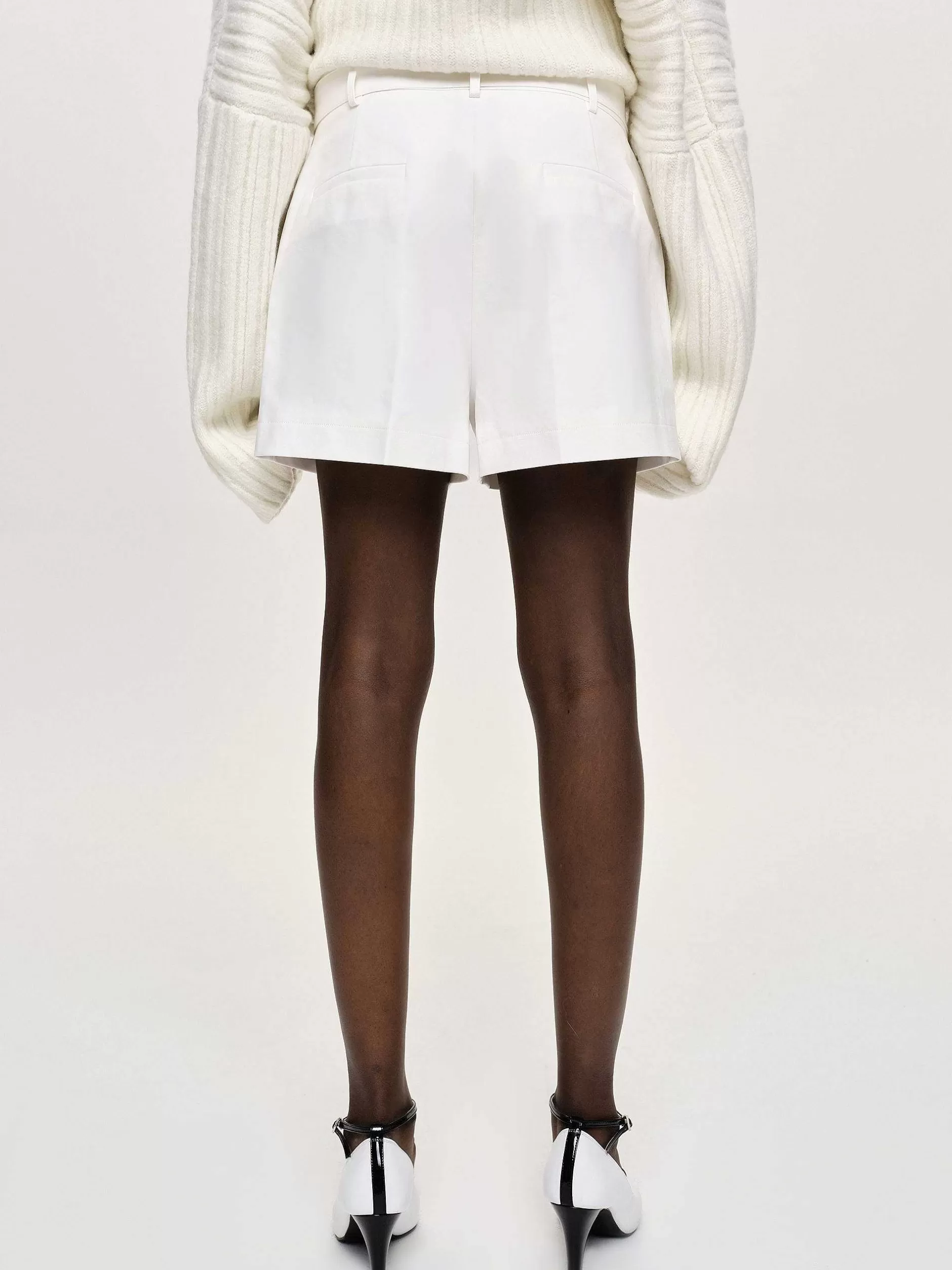 Outlet Brede Short Met Riem, Wit Vrouwen Kleding