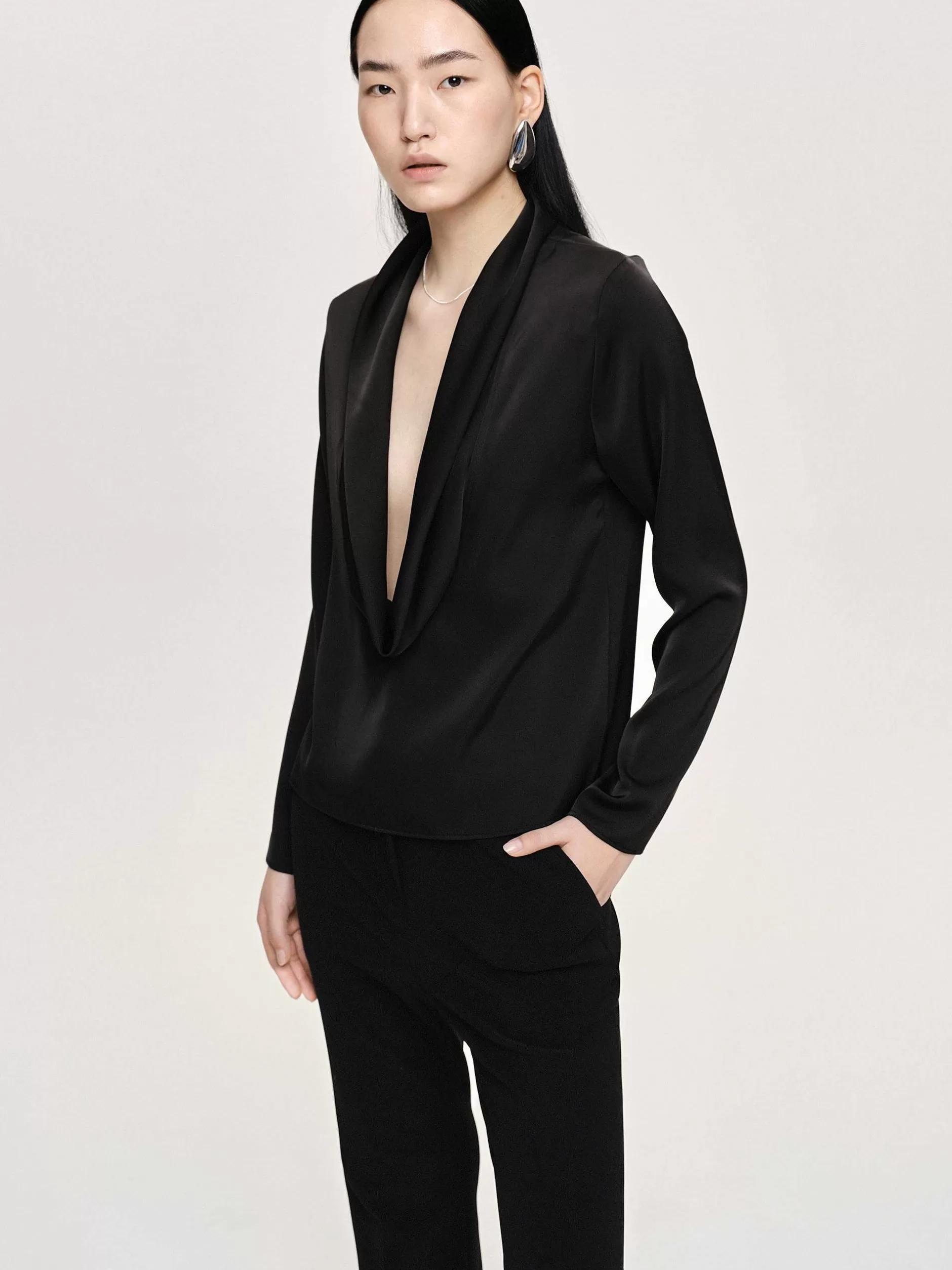 Cheap Leiva Blouse Met Doorlopende Achterkant, Zwart Vrouwen Bovenkanten